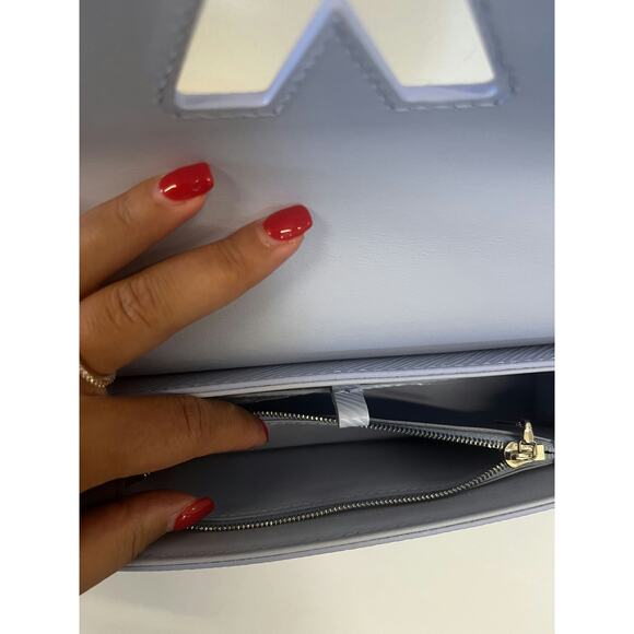 Louis Vuitton Twist MM Bag in Blue Epi Leather - Brand New with Dustbag - Picture 3 of 5